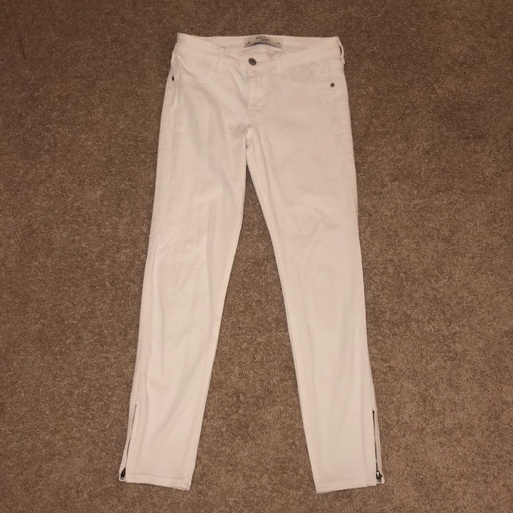 Abercrombie&Fitch White Jeans Size 2
